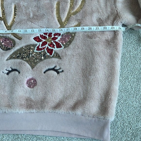 Soft sweatshirt with sequined reindeer face in  blush pink - Picture 5 of 9